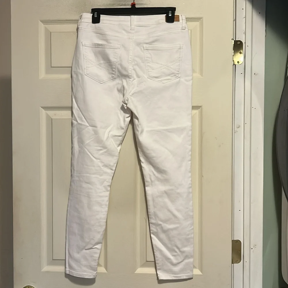 Aeropostale High Waist White Ankle Jeggings Size 8